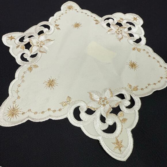 Set 3 German Embroidered Christmas Doilies Star Shaped Gold Thread 9” Table Mats - Picture 2 of 6
